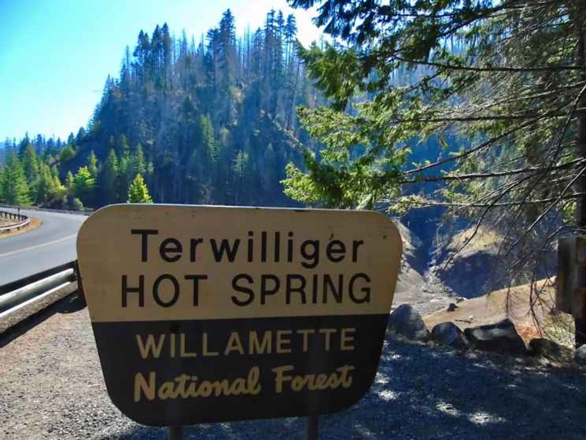 Terwilliger Hot Springs Sign